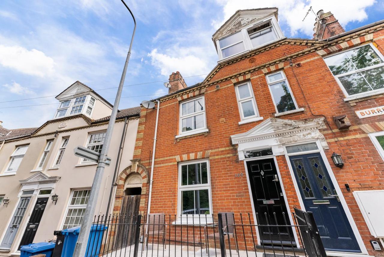 Rooms In City Centre House With Kitchen, Lounge, Garden 입스위치 외부 사진