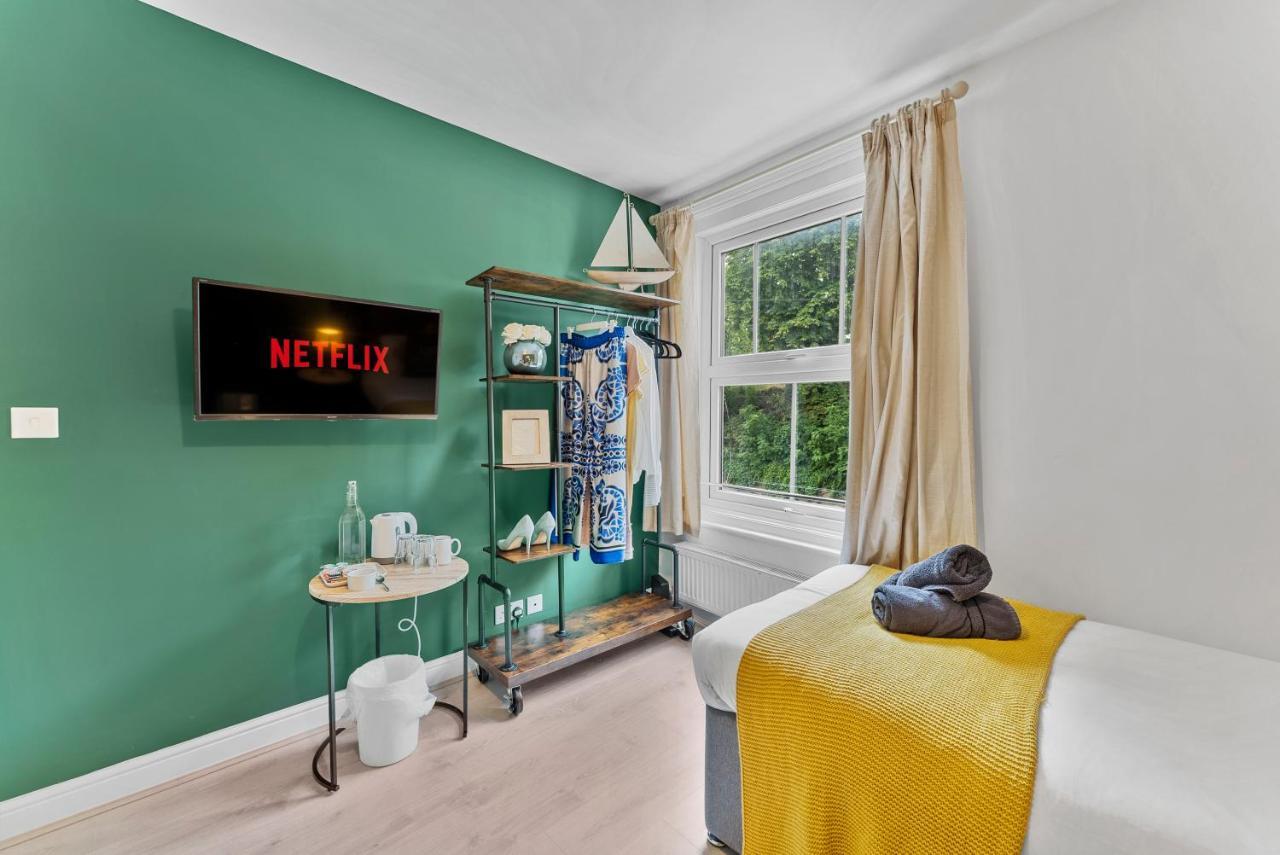 Rooms In City Centre House With Kitchen, Lounge, Garden 입스위치 외부 사진